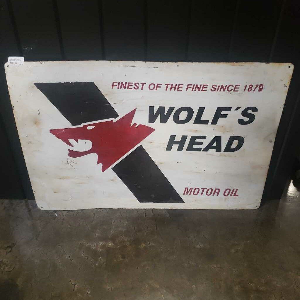 WOLF'S HEAD MOTOR OIL