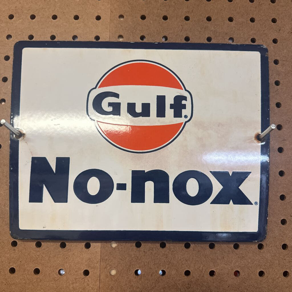 Gulf No-Nox Pump Plate
