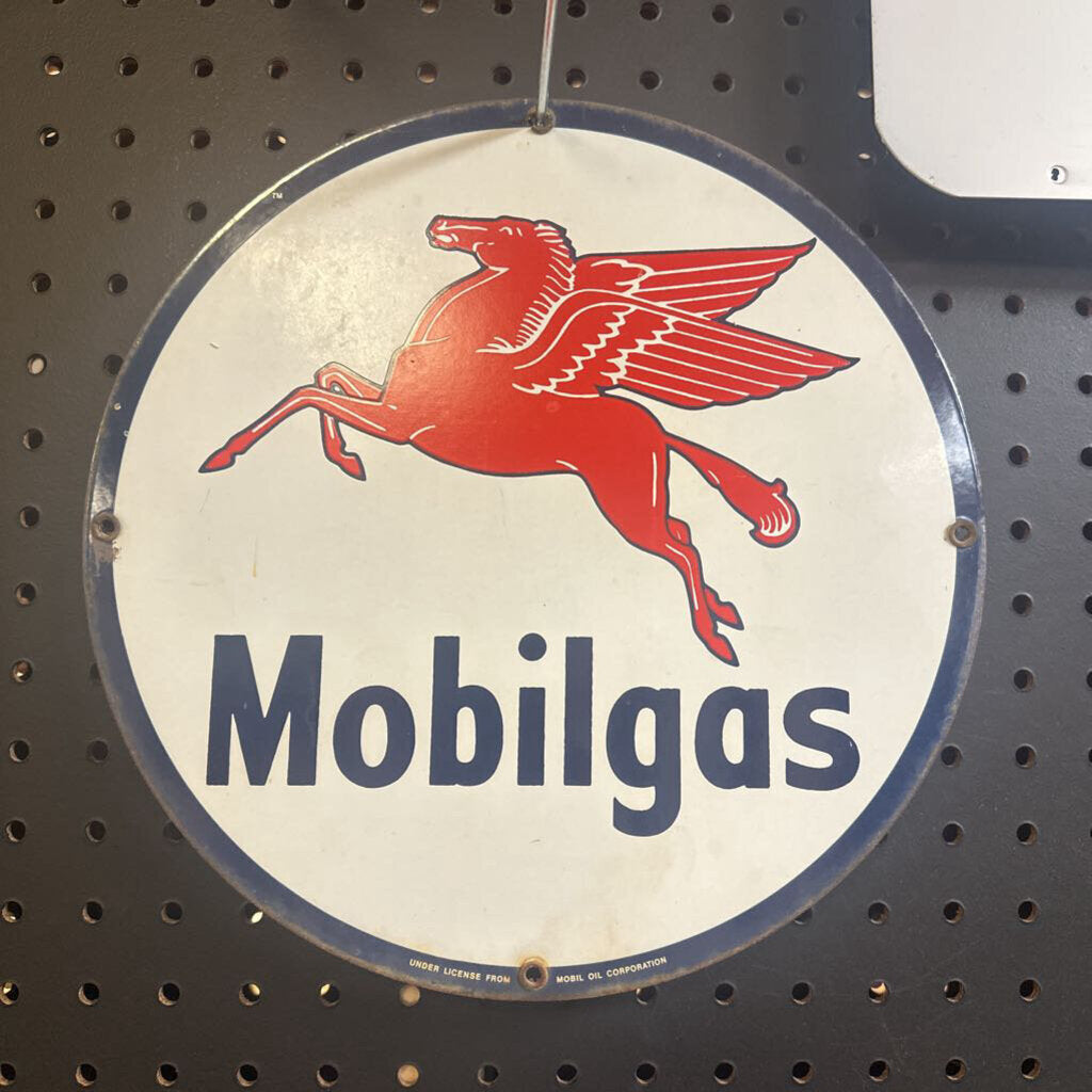 Mobilgas Pump Plate
